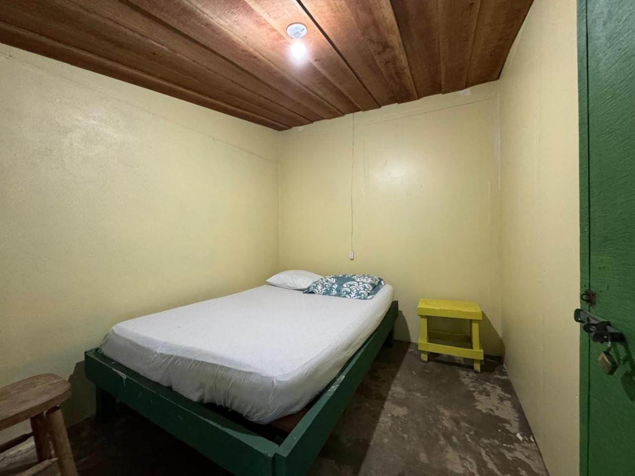 Hostel Casa Mamre Cahuita Zewnętrze zdjęcie